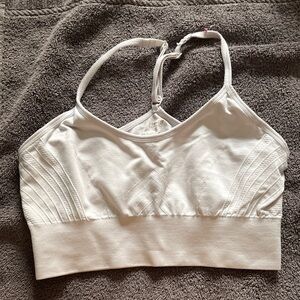 Seamless White Sports Bra
